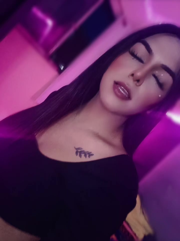 @DANIAA