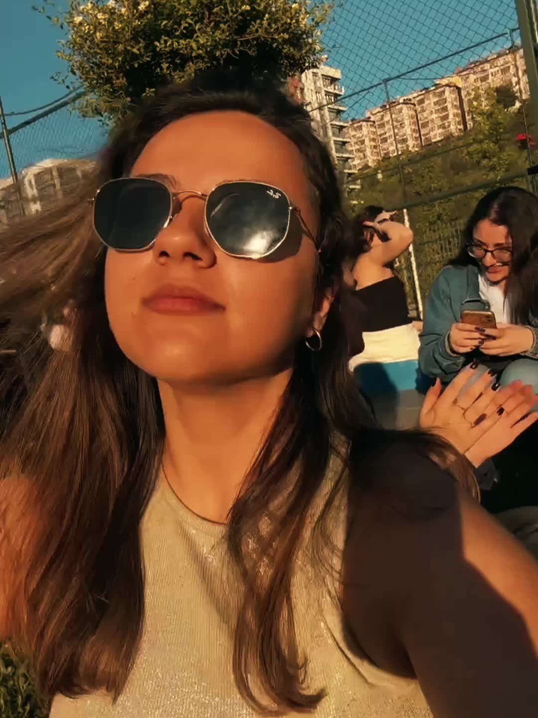 @Aylin
