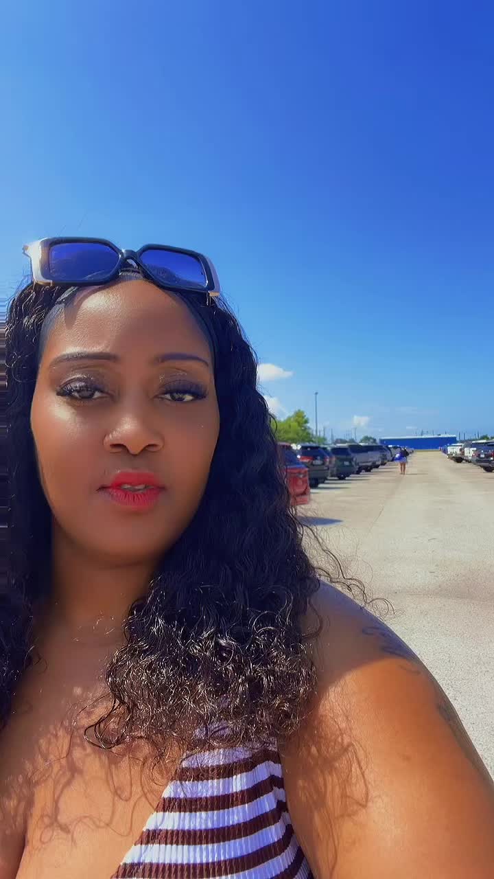 @Mizz Krystal