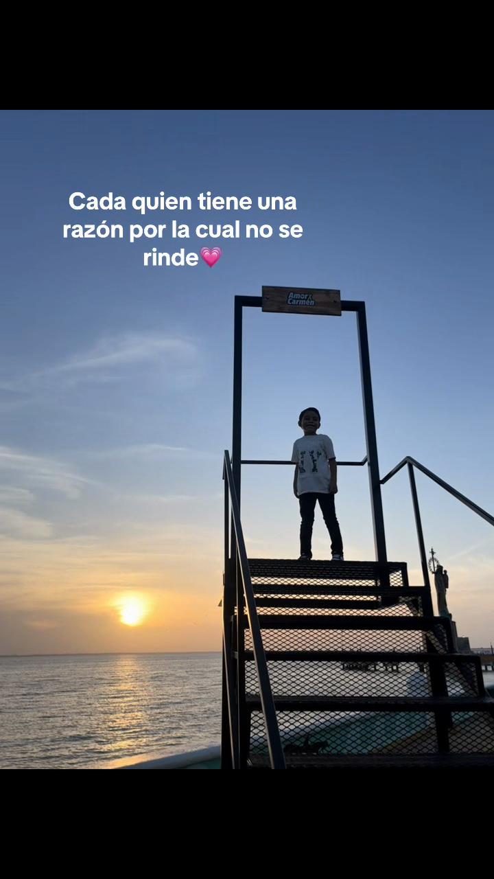 @K E N I A ☀️