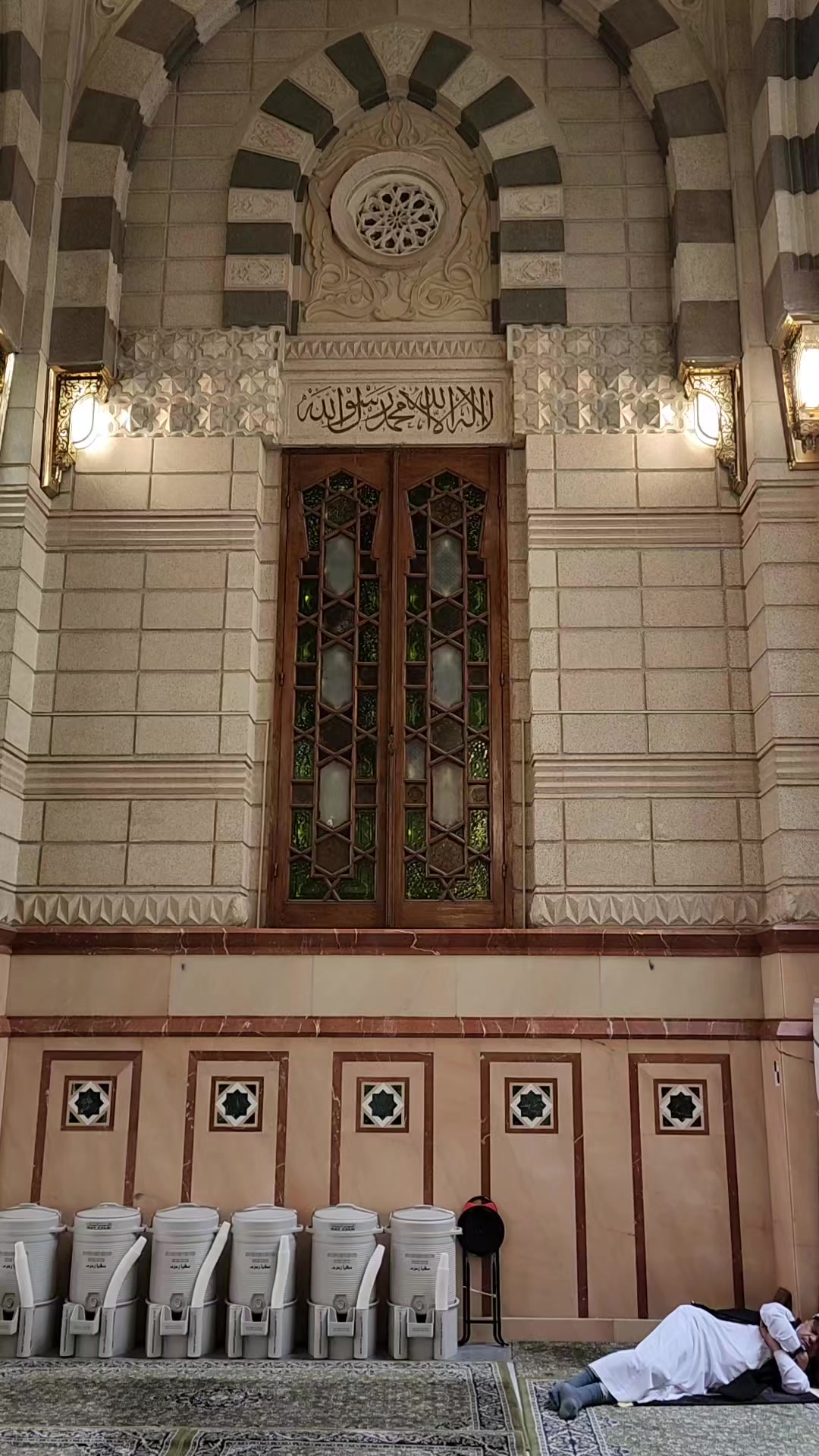 @عدنان بے ہوش