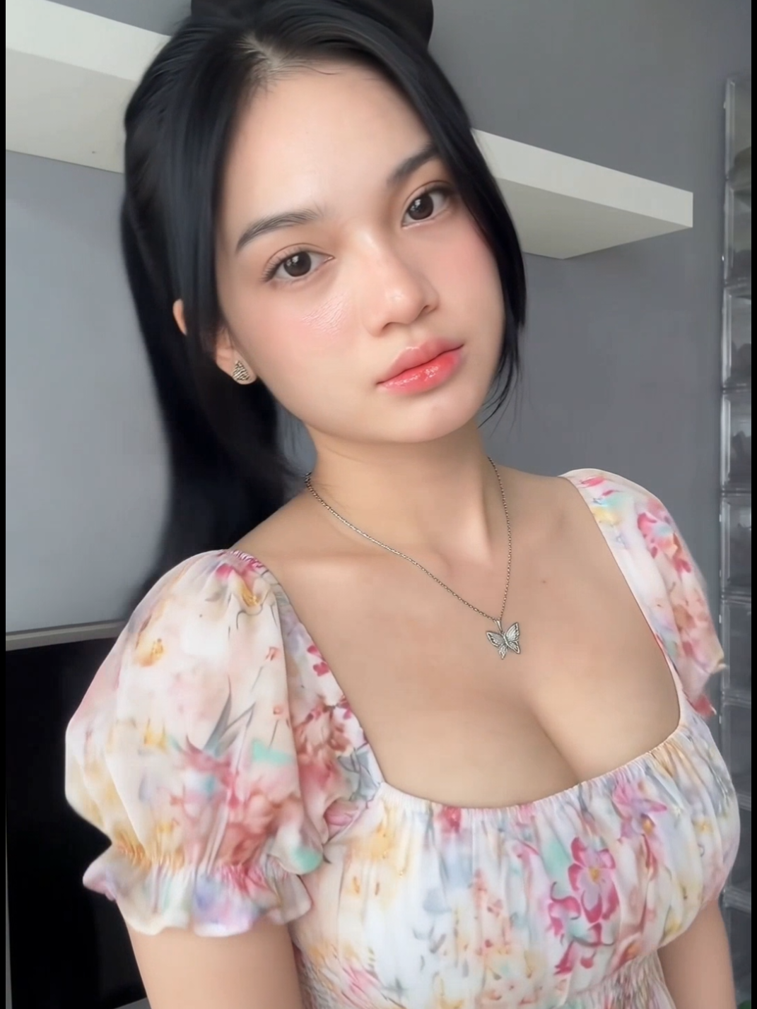 @flora0ne