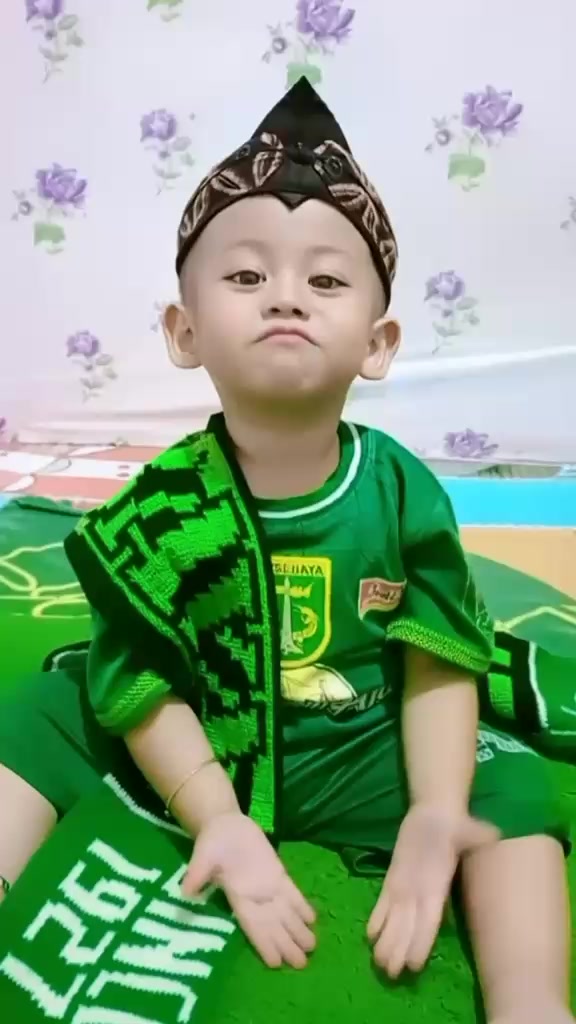 @teteh_ina kebumen🫰