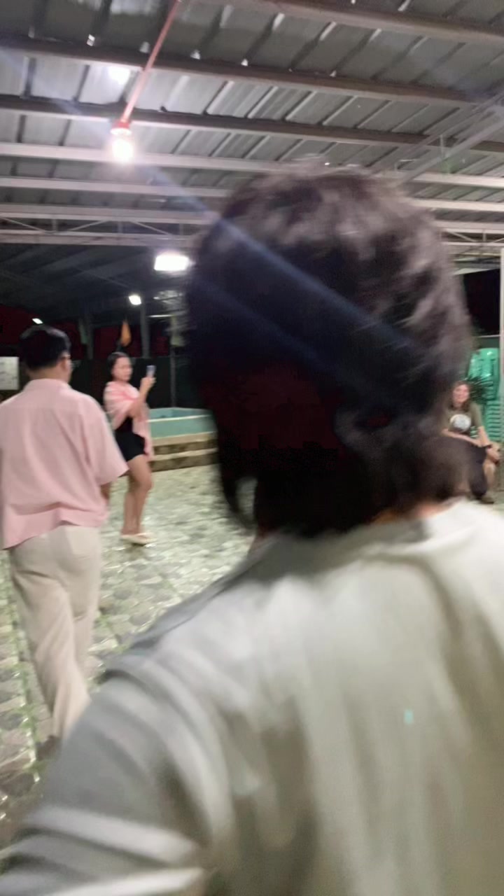 @RR 👽