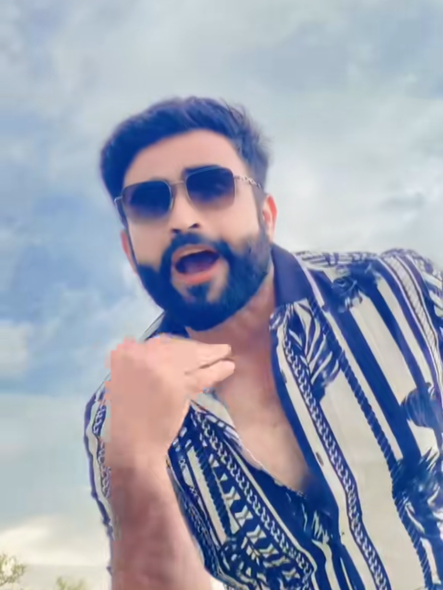 @𝐌𝐀𝐋𝐈𝐊💎🅰🅻🅸