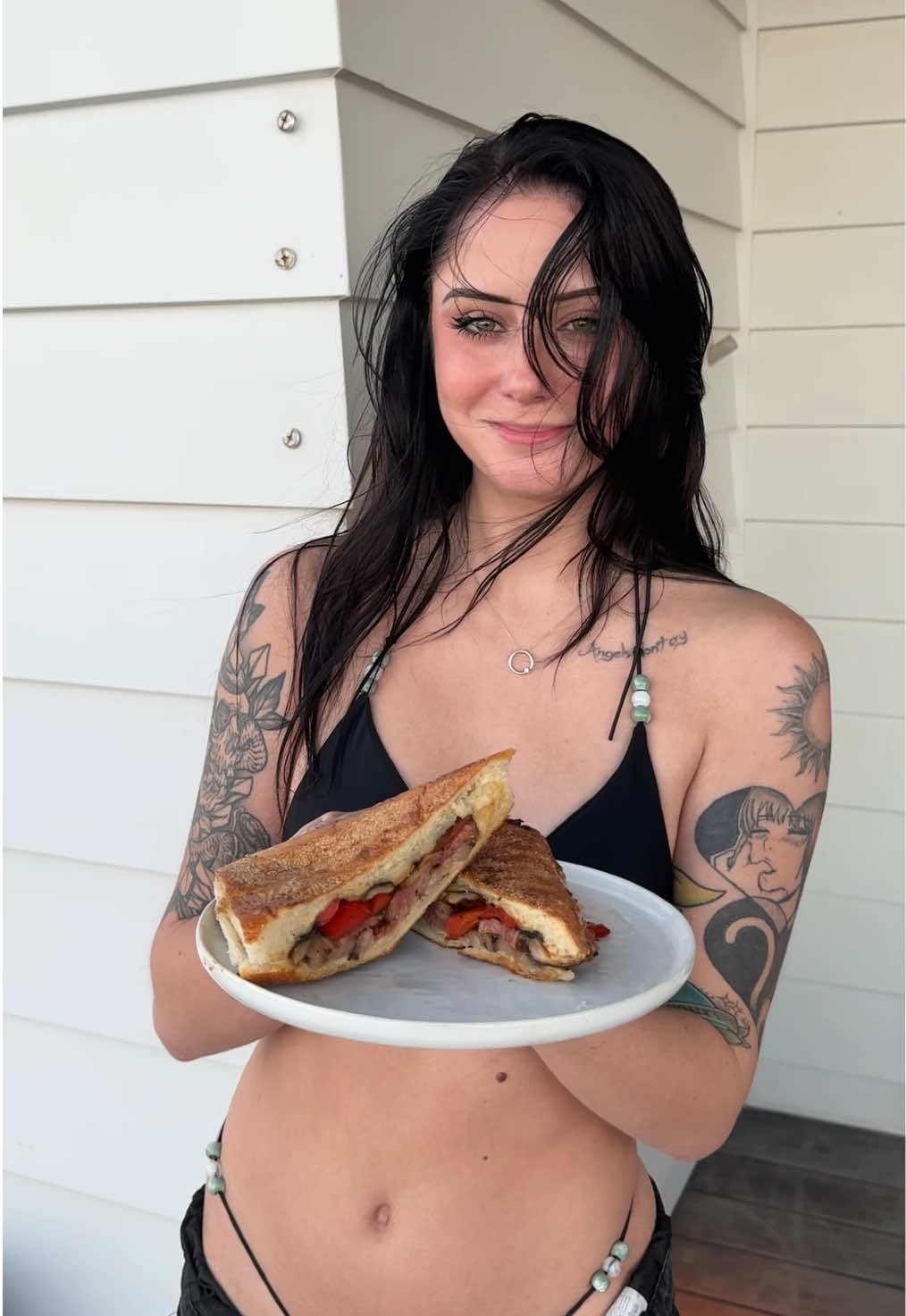 @sandwichcutiecat