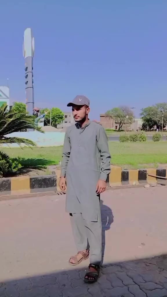 @Usama butt💫♥️