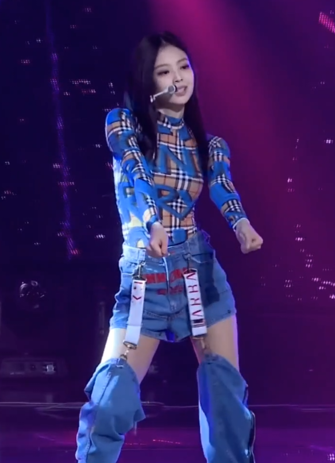 @Idolfocus╰➝ᵐᵃⁿᵘ