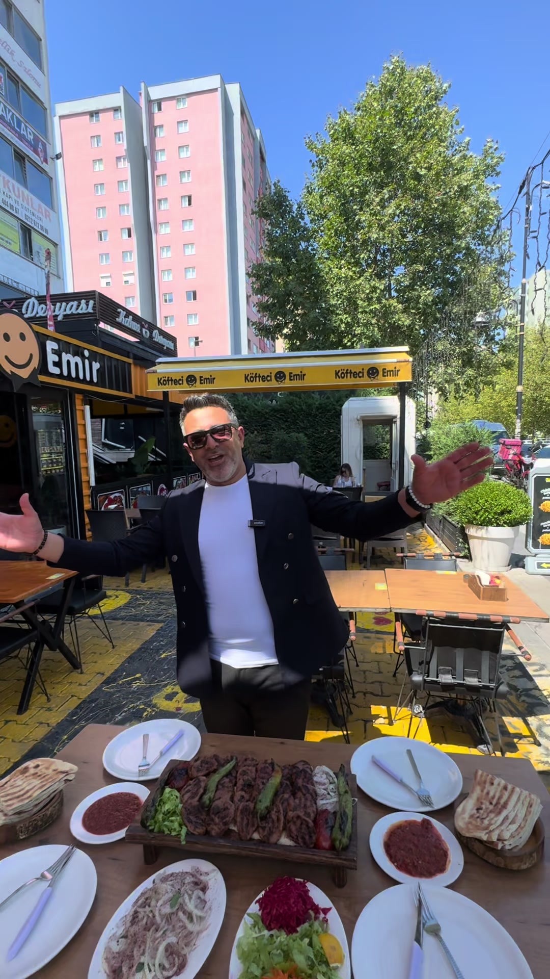 @K&Ouml;FTECİ EMİR & EMİR BURGER