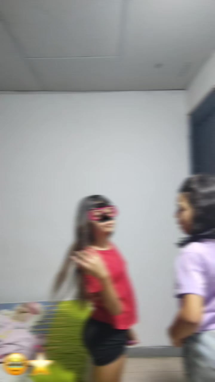 @Emi fan de nayana🍒🍒