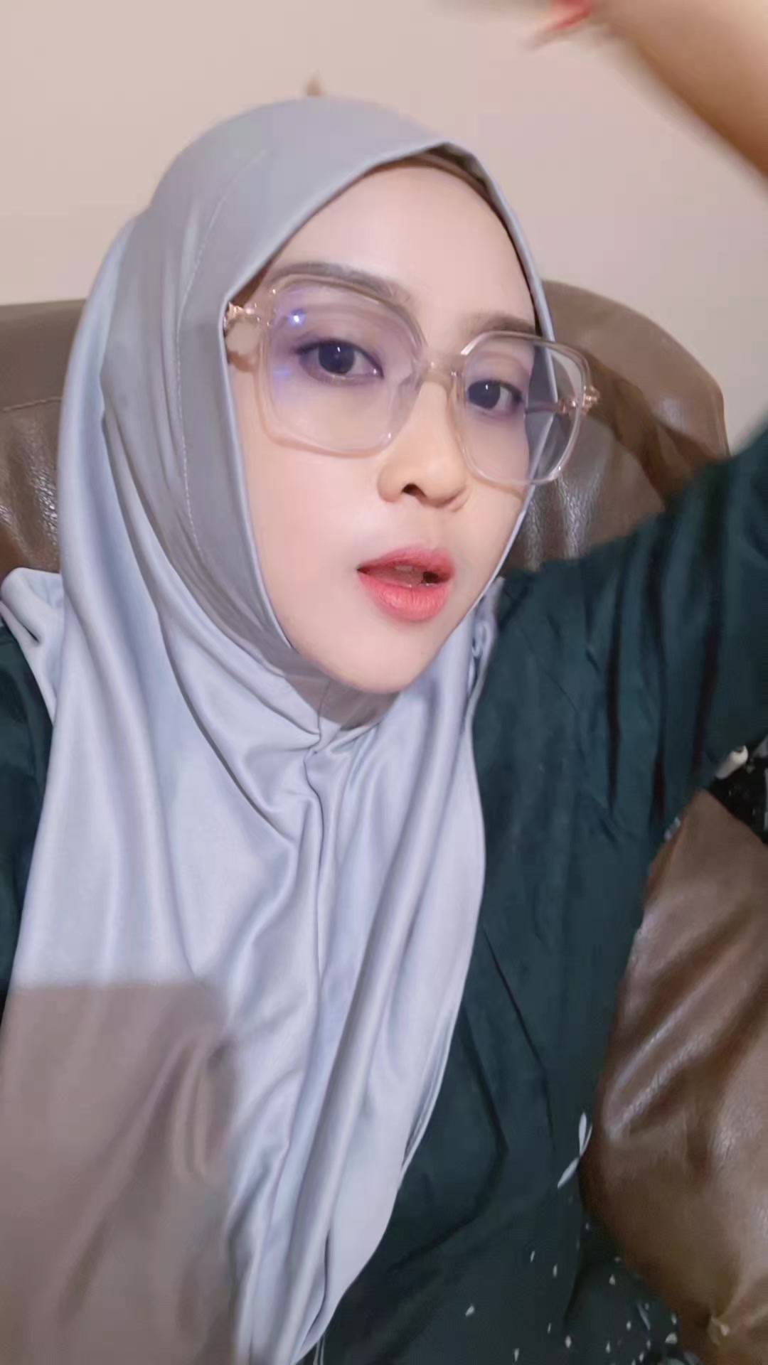 @Sofybintang