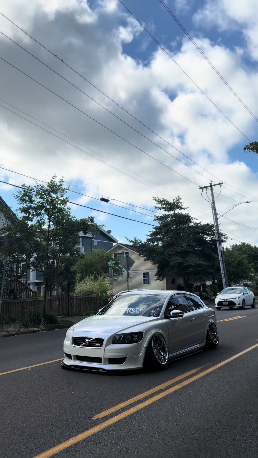 @︎