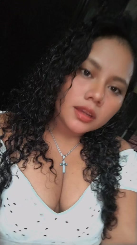 @S A R A &Iacute; 👸