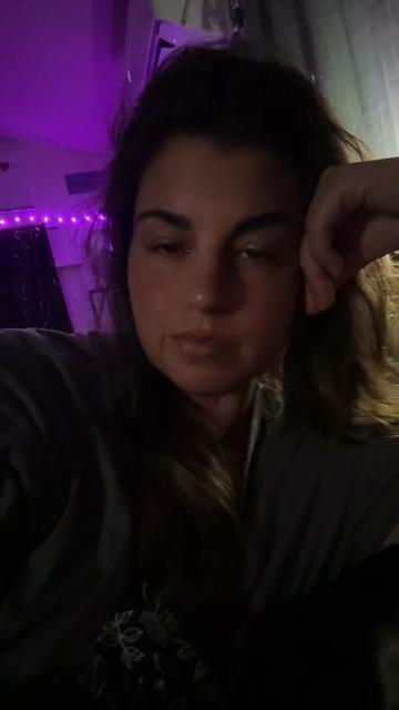 @AmandaKB ♊️🌈