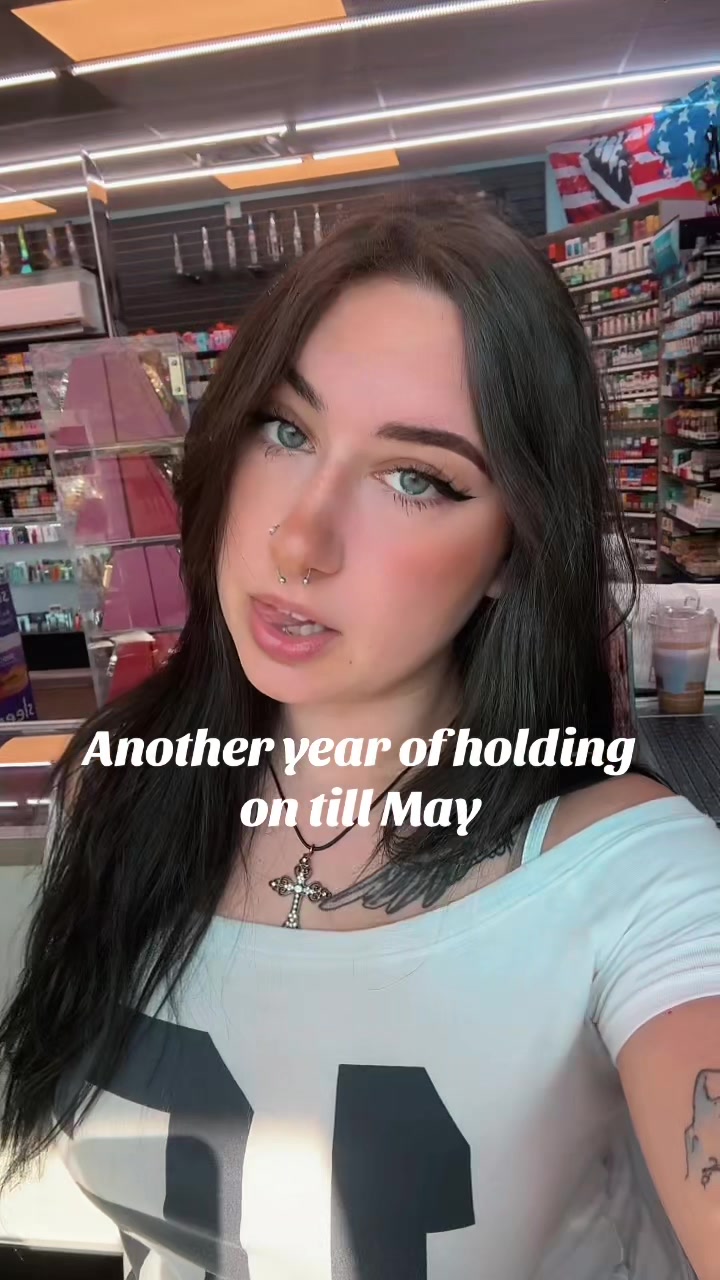 @Emileejo_