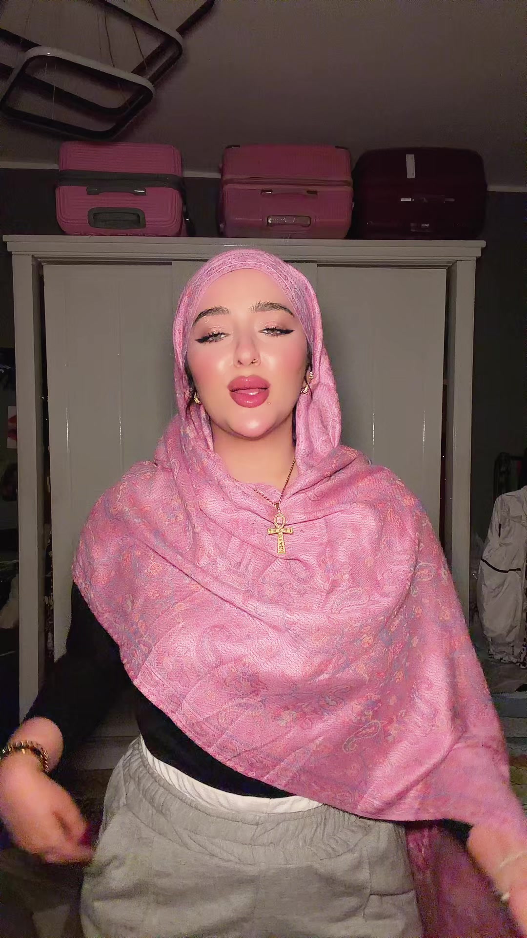 @AYAA