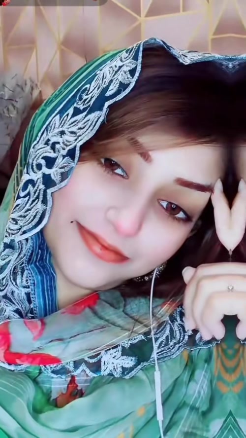 @🫅Kiran👻Ãrmy💪😎AnayaQueen