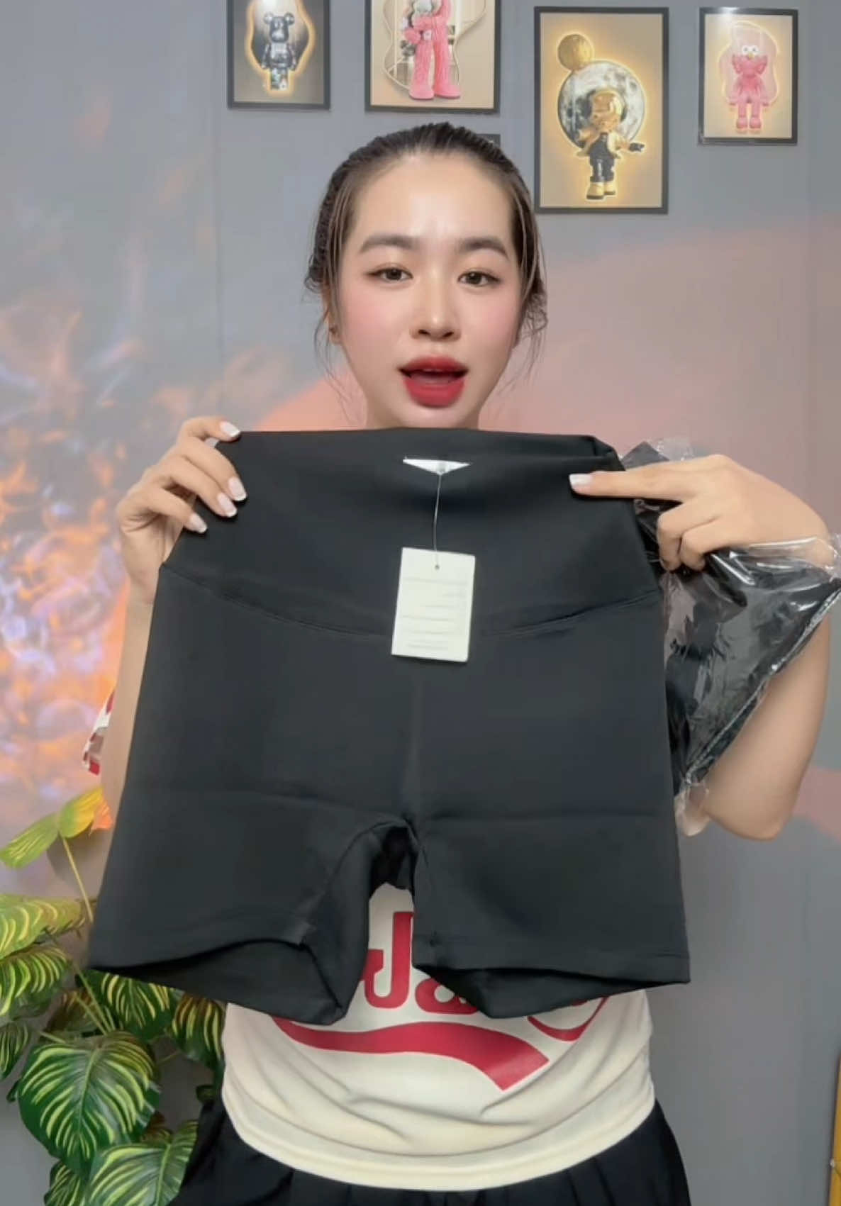 @Như &Yacute; Shop