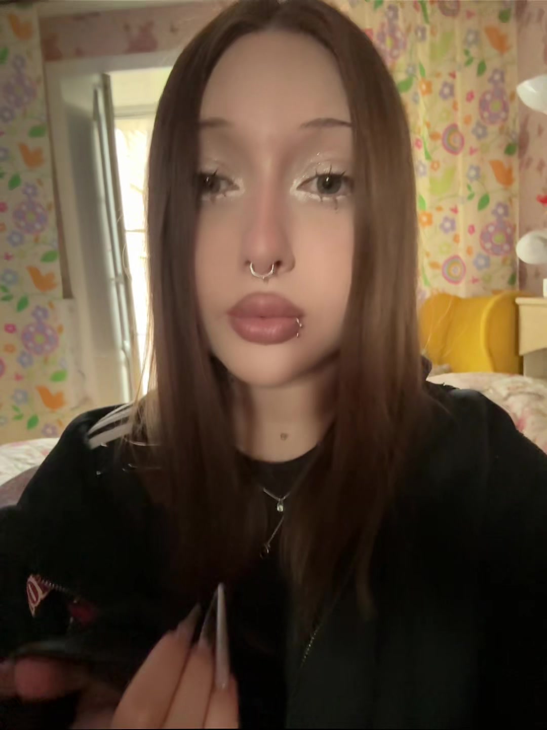 @лиза пластырь