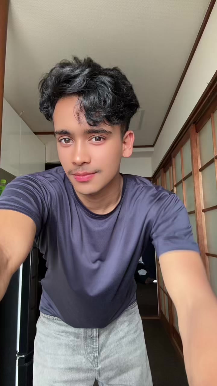 @Deepak🫧💖