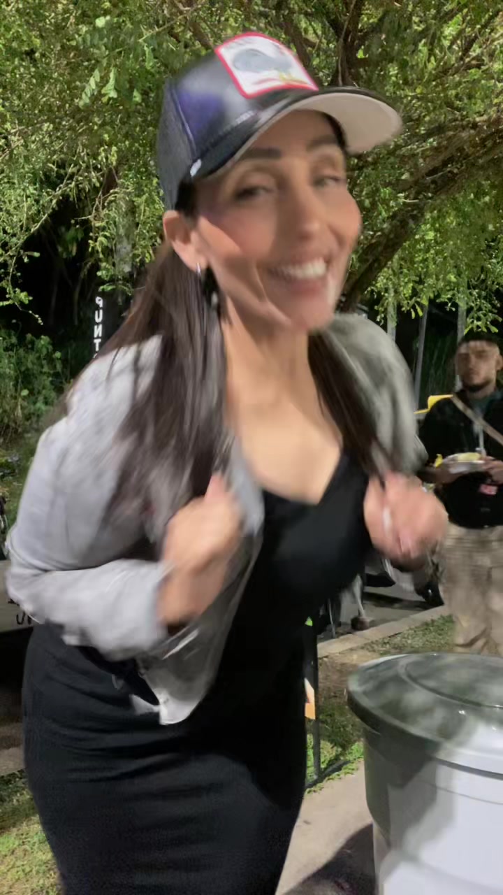 @lalita y .