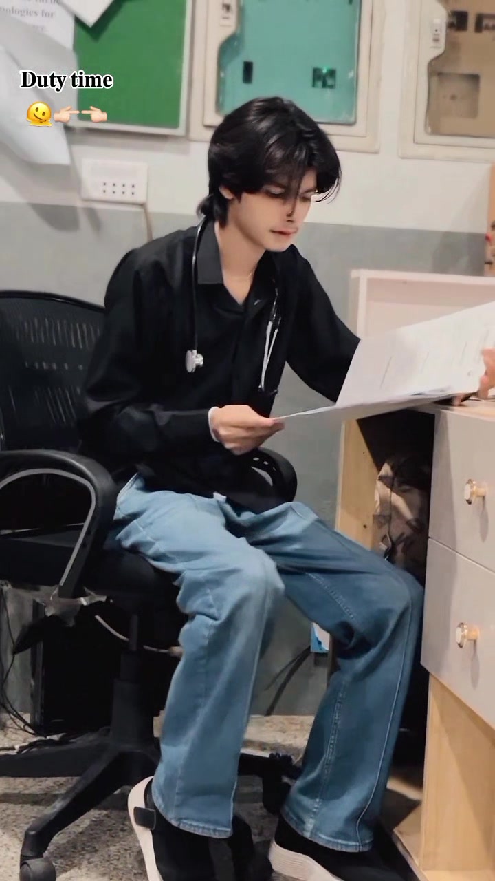 @𝐑𝐎𝐂𝐊𝐘⚜️