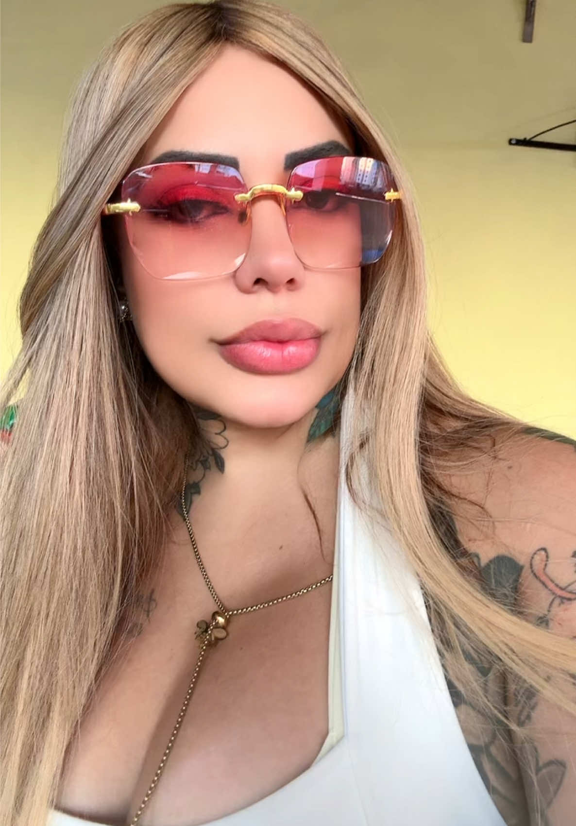 @Baronesa