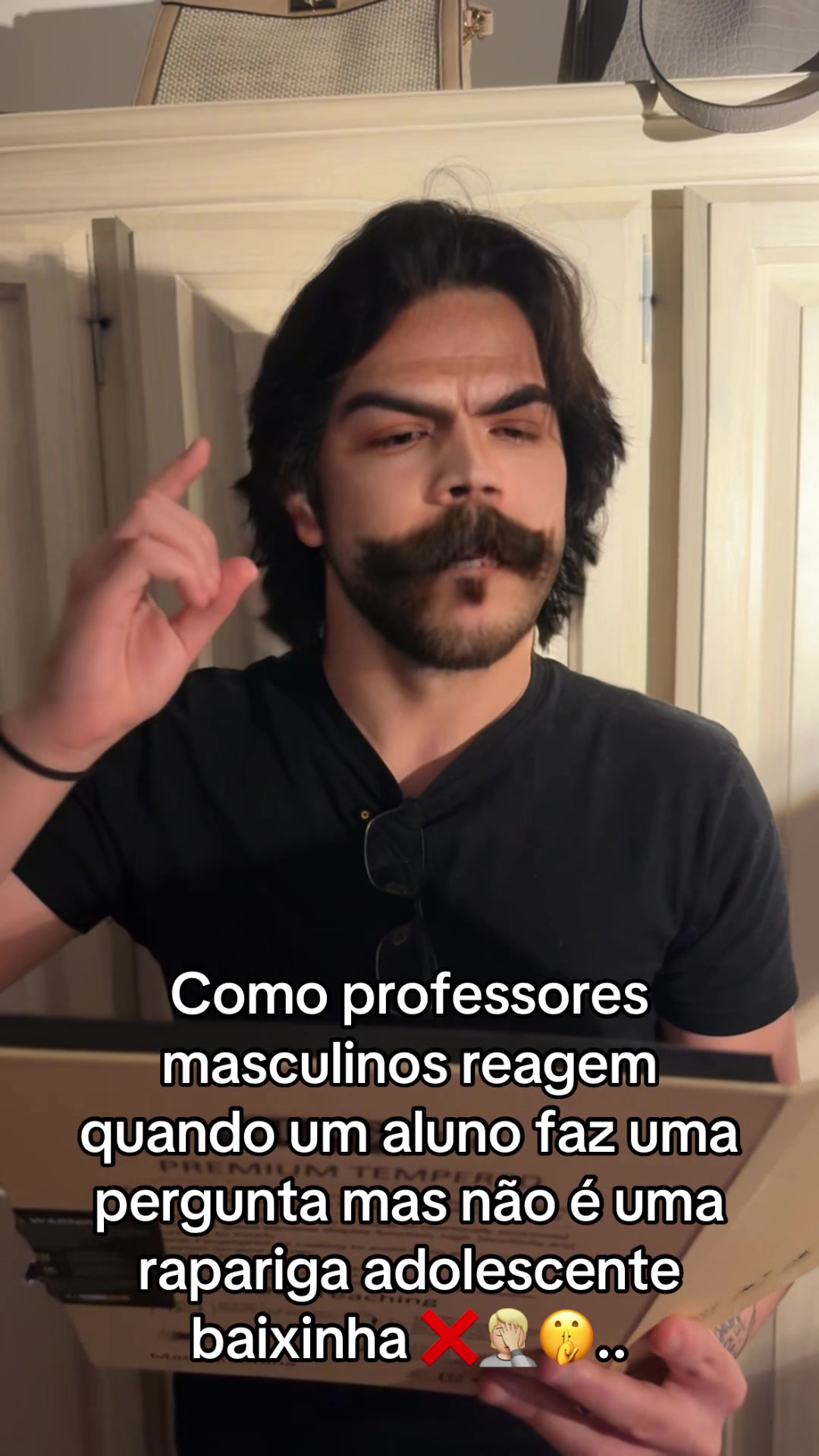 @🤓