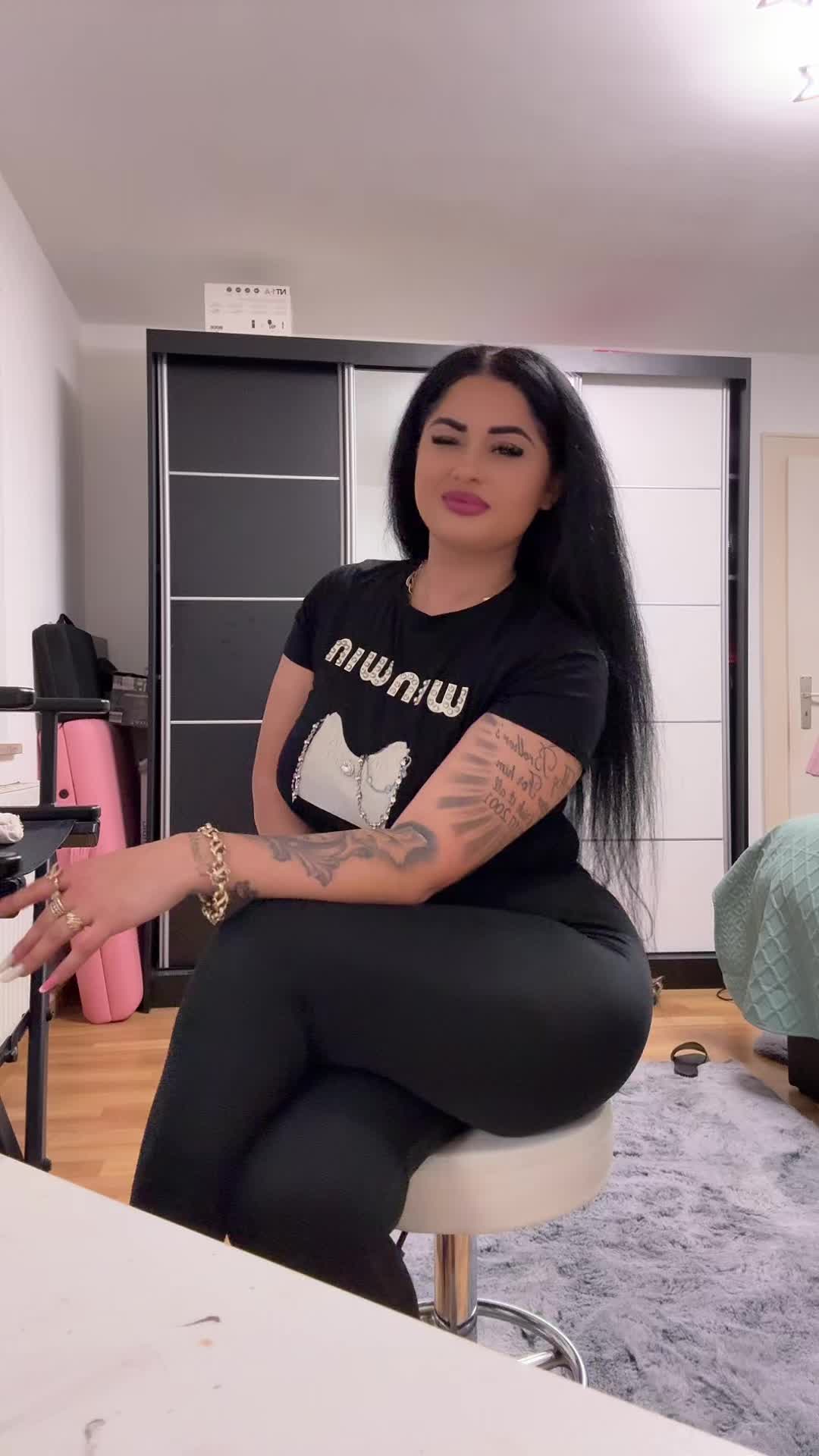 @Alexandra Nicol