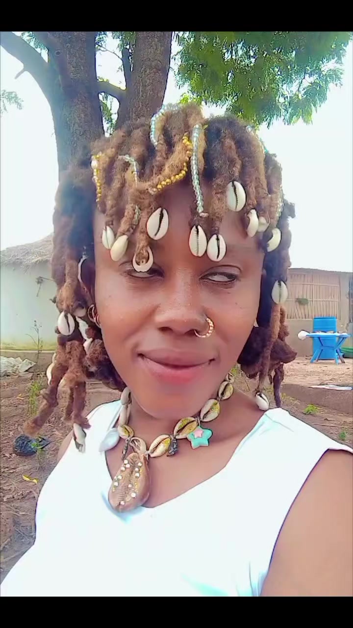 @Kyre Ahohoe👸🌊🏞🐊Ganga🐊