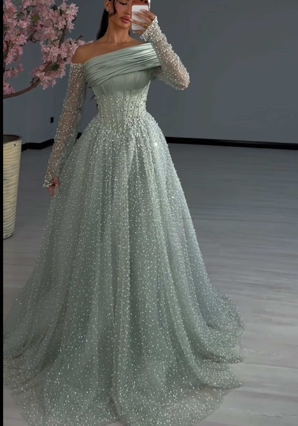 @Emerald Couture Dress Inc.