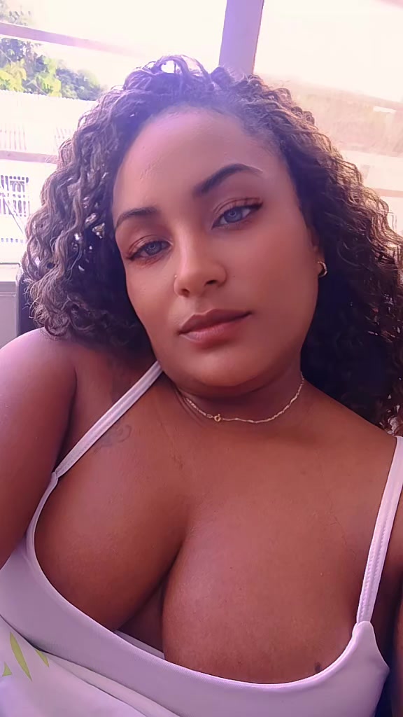 @Leonela Colina