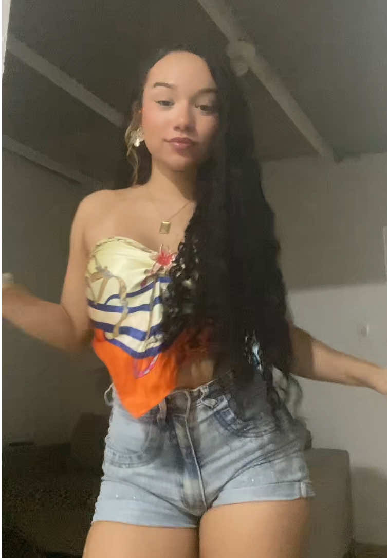 @Laís✨