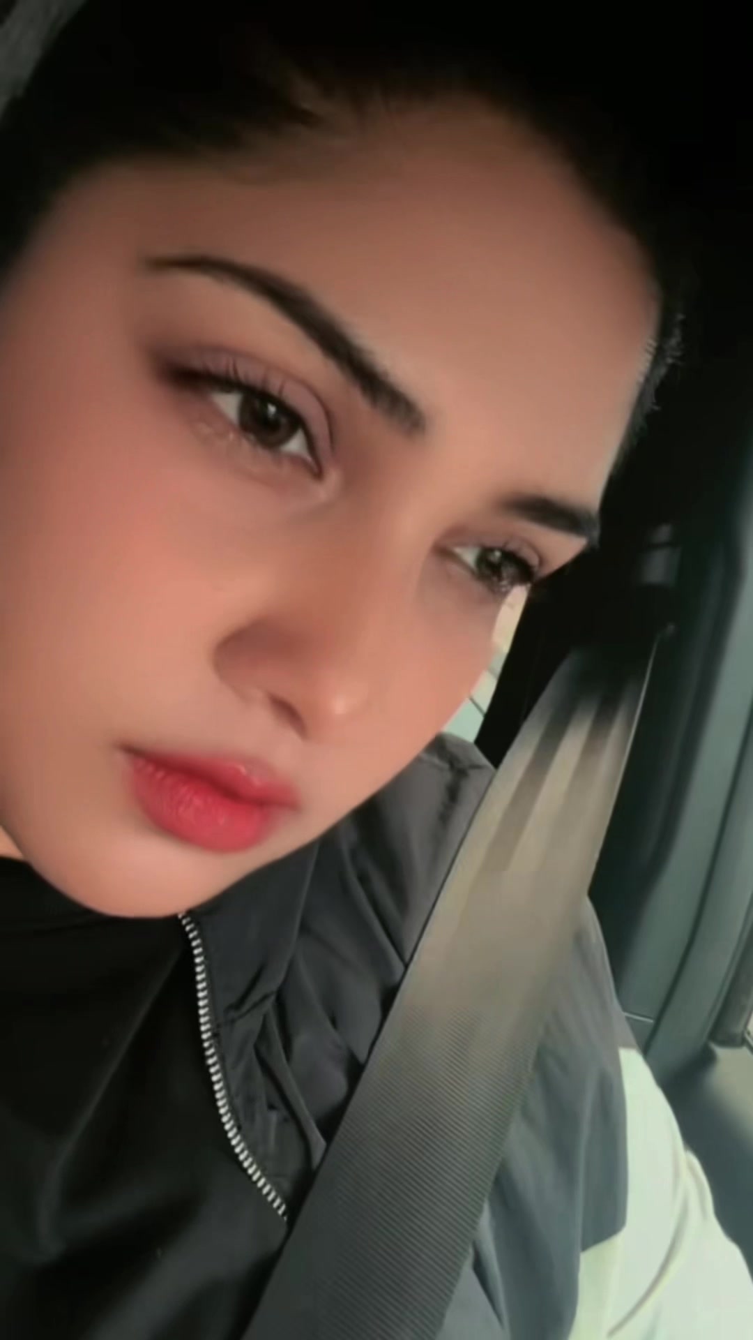 @Chunkygirlsrilanka