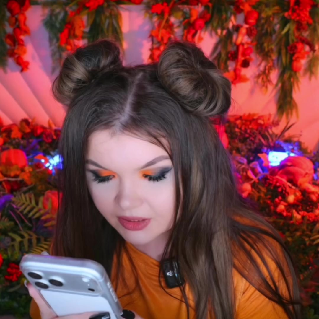 @Аури🧸