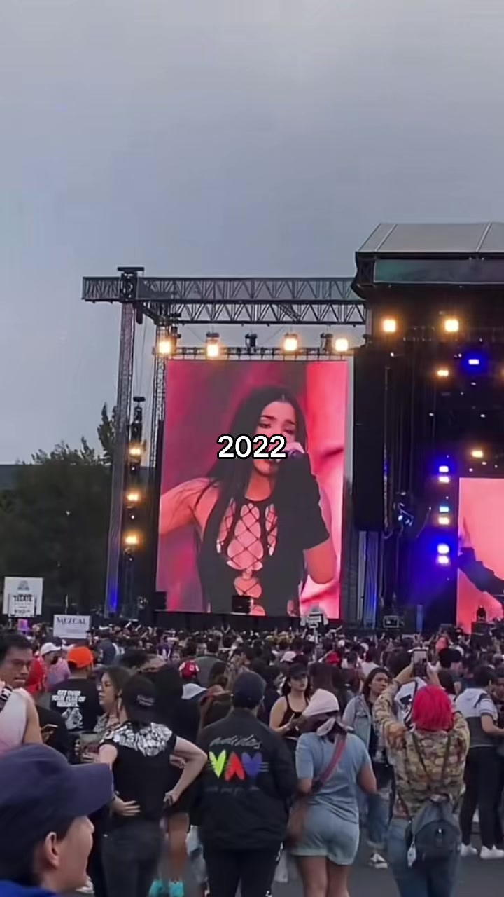 @La Más Plutona 🫧