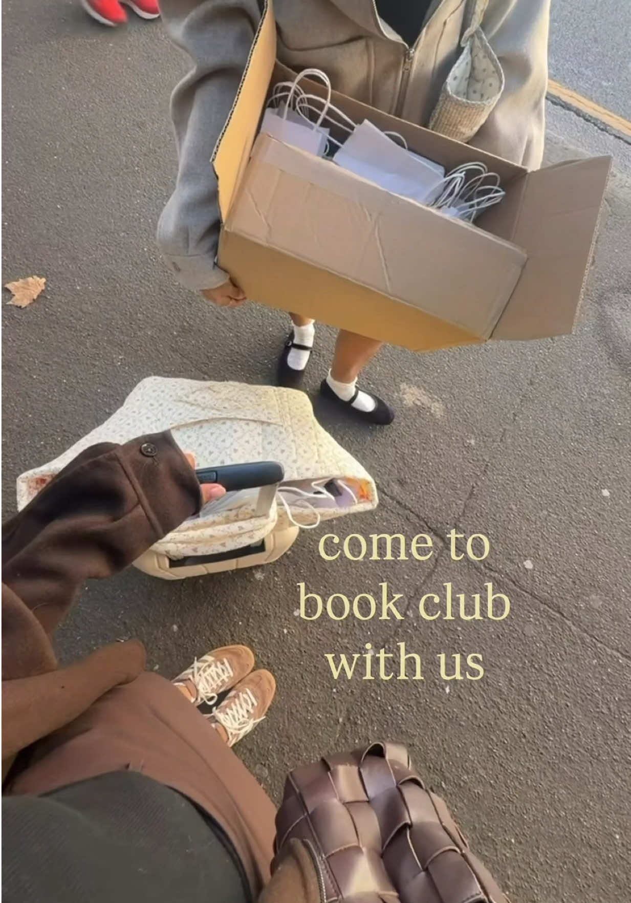 @glitter gel pen book club