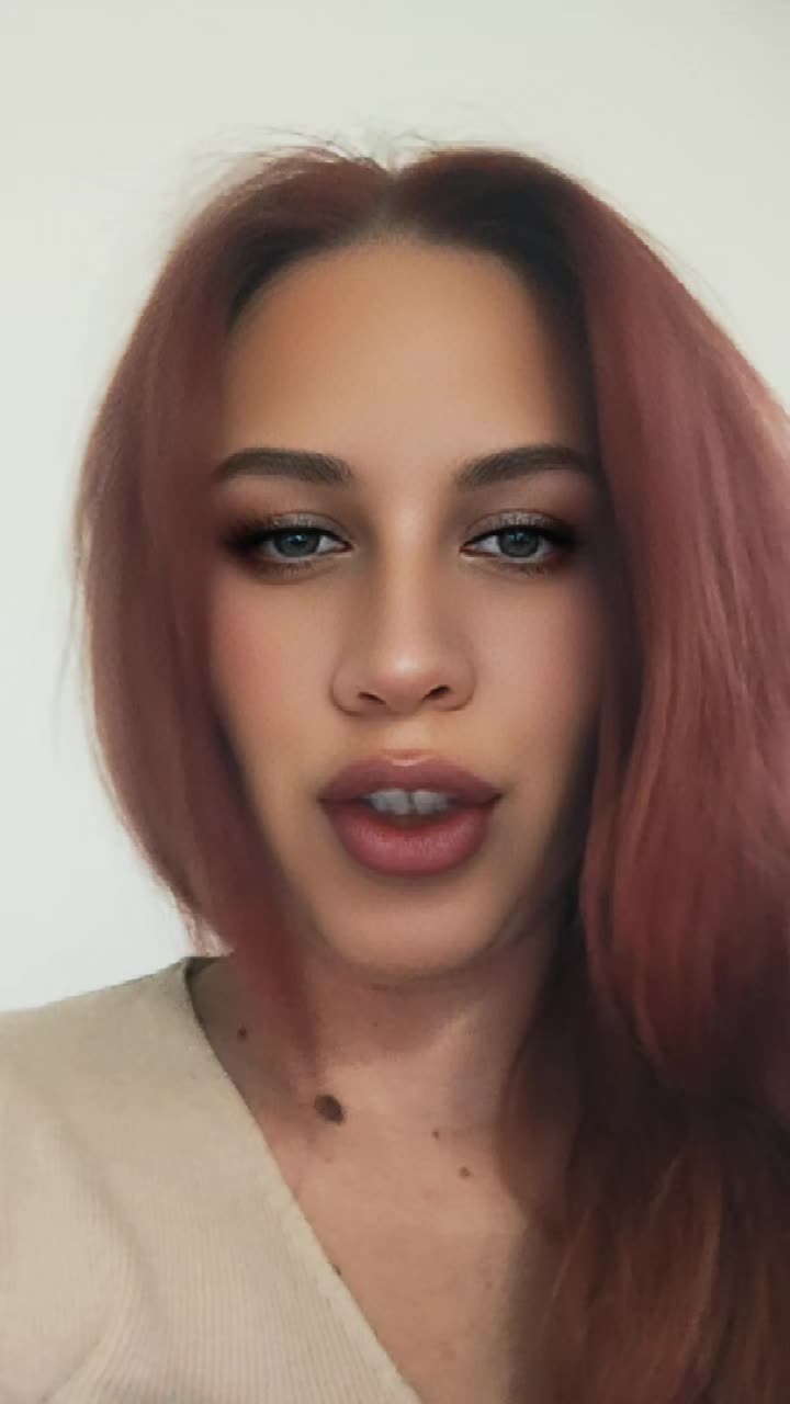 @Bananica 💋🔞