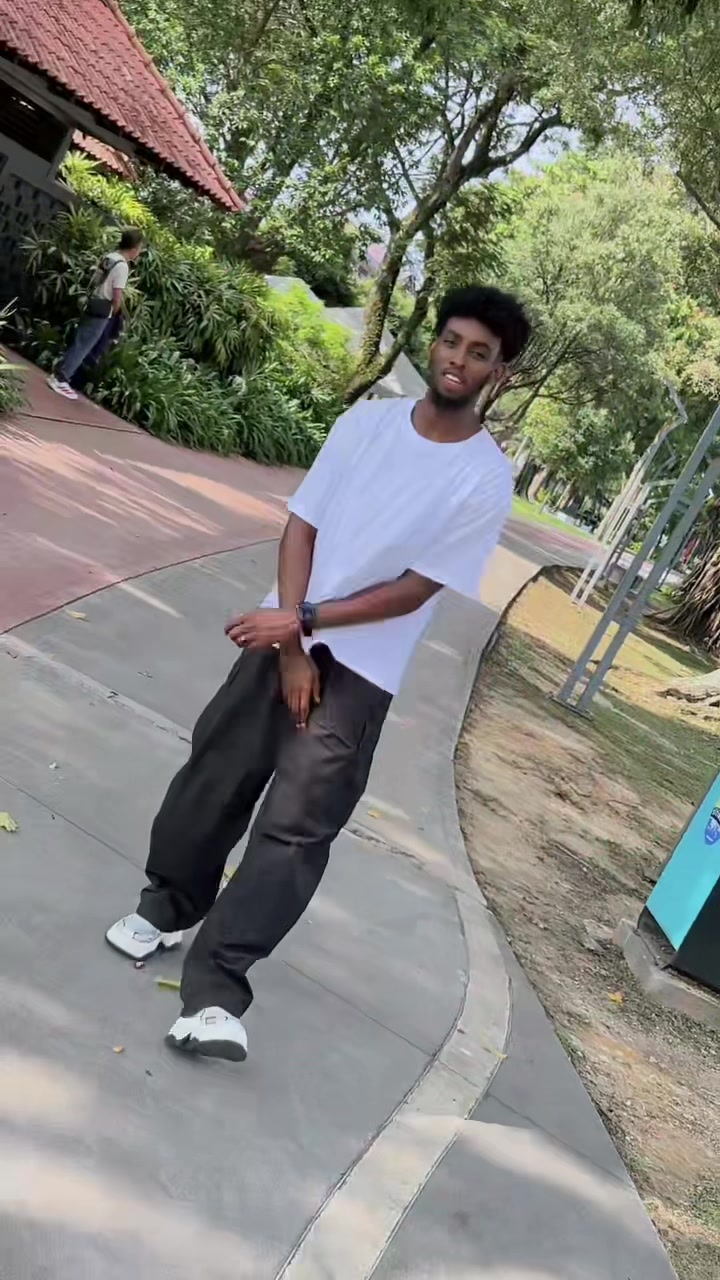 @Kasani_boY