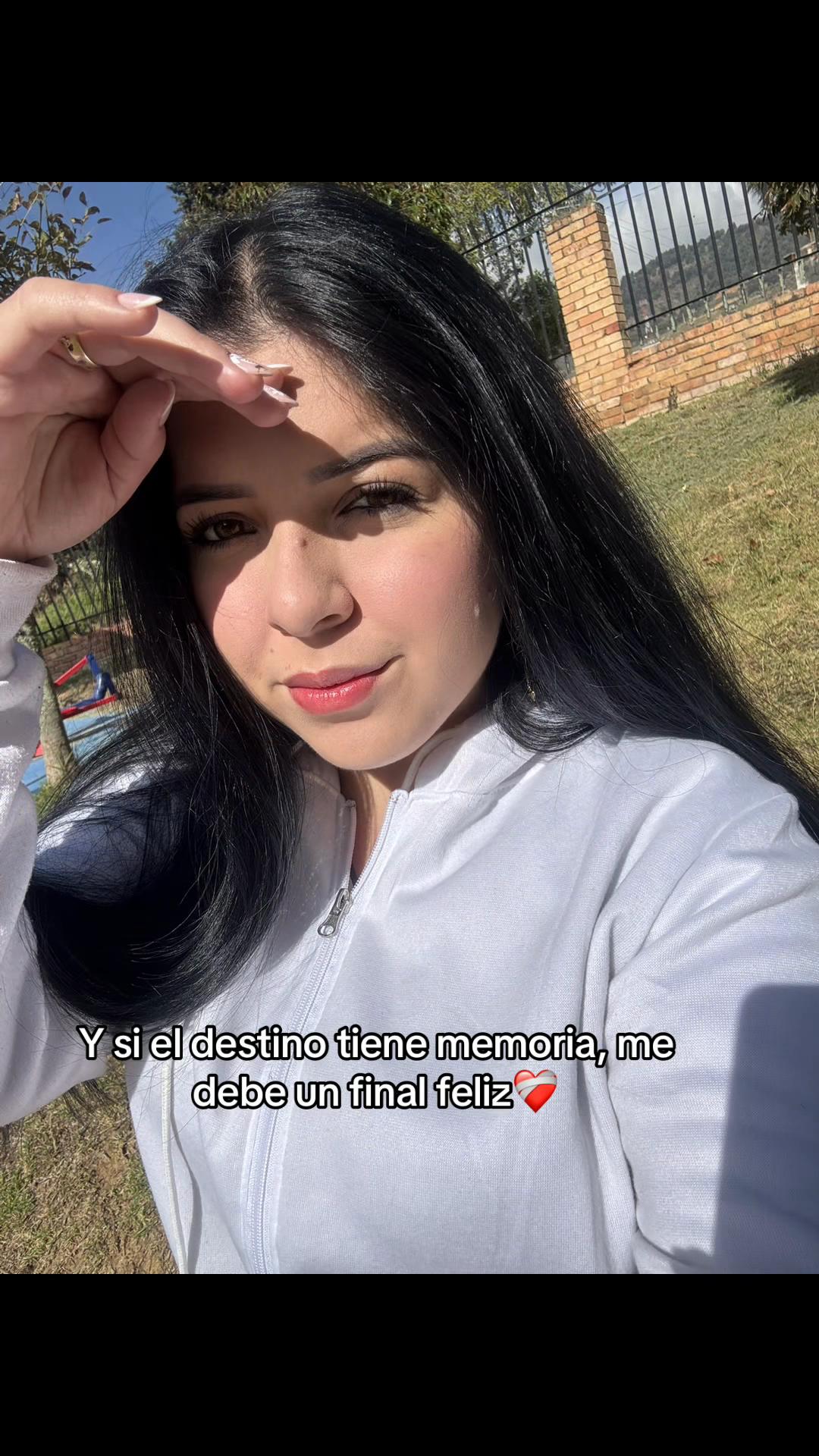 @Lorena Cely
