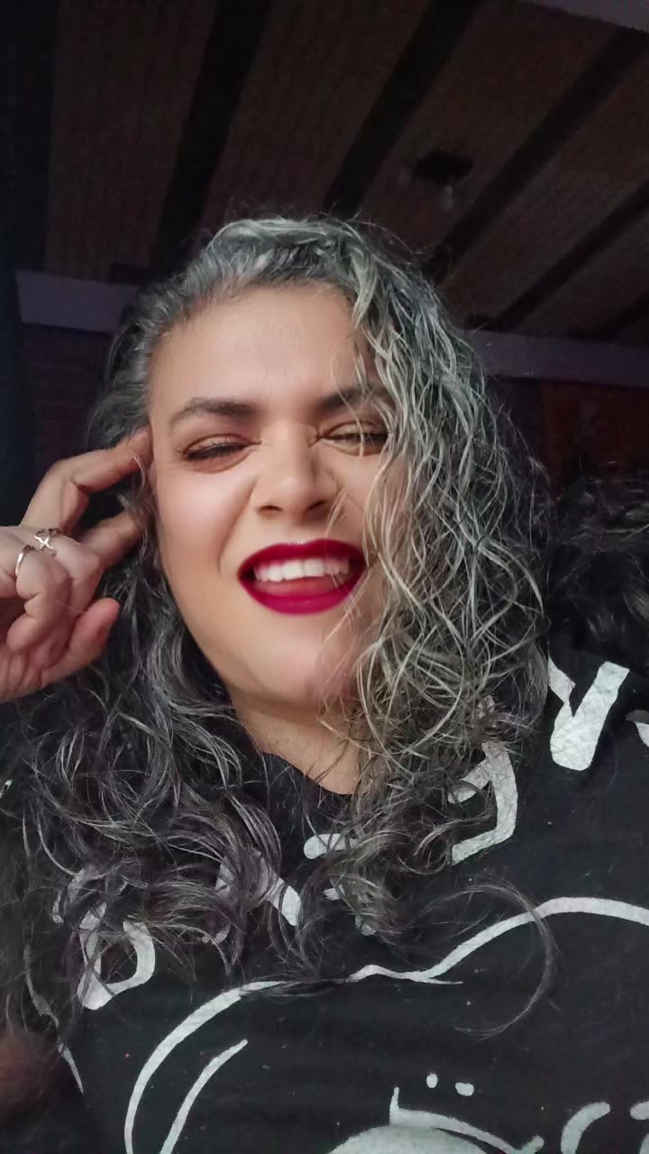 @Silvia Cortez🇦🇷🚛🎶👑🤠💎🩺