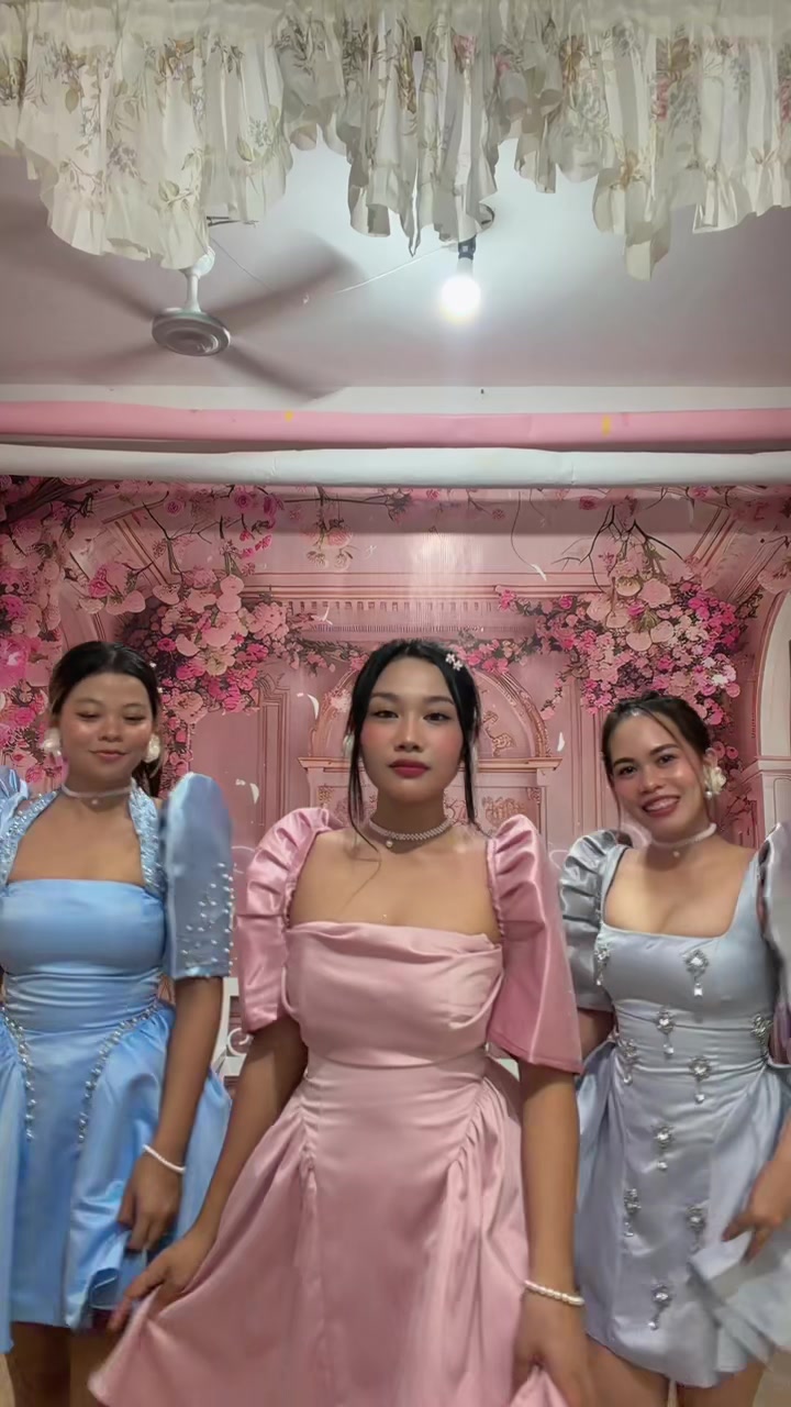 @𝐺𝑜𝑤𝑛𝑠 𝑜𝑓 𝑃𝑟𝑖𝑦𝑎