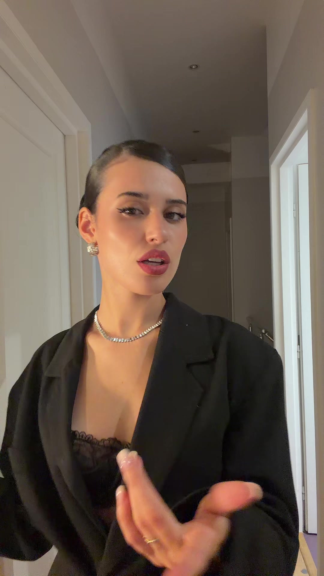 @𝐄𝐯𝐚𝐧𝐞𝐬𝐜𝐞𝐧𝐜𝐞
