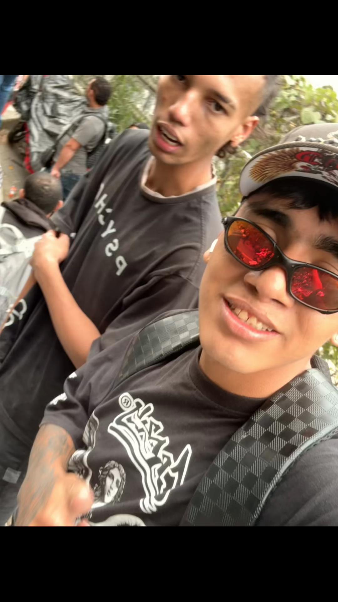 @ F7 X Luis