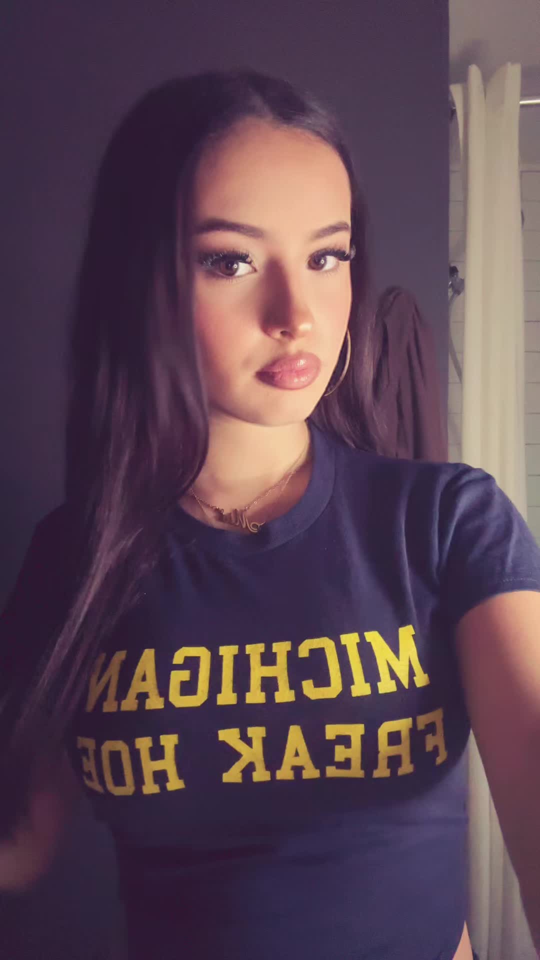 @𝓜𝓲𝓪 𝓜𝓬𝓒𝓻𝓸𝓻𝔂 🌶️💫