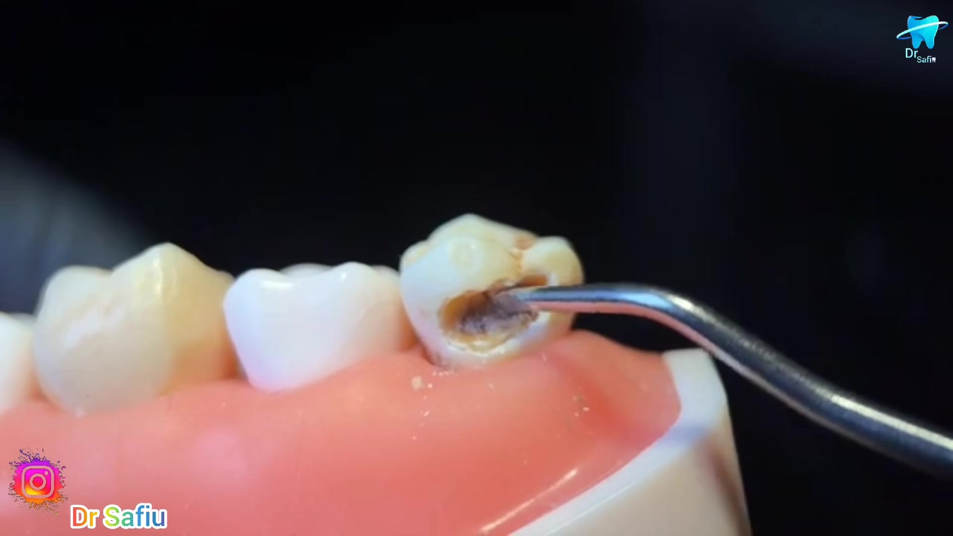 @Dentist 🦷