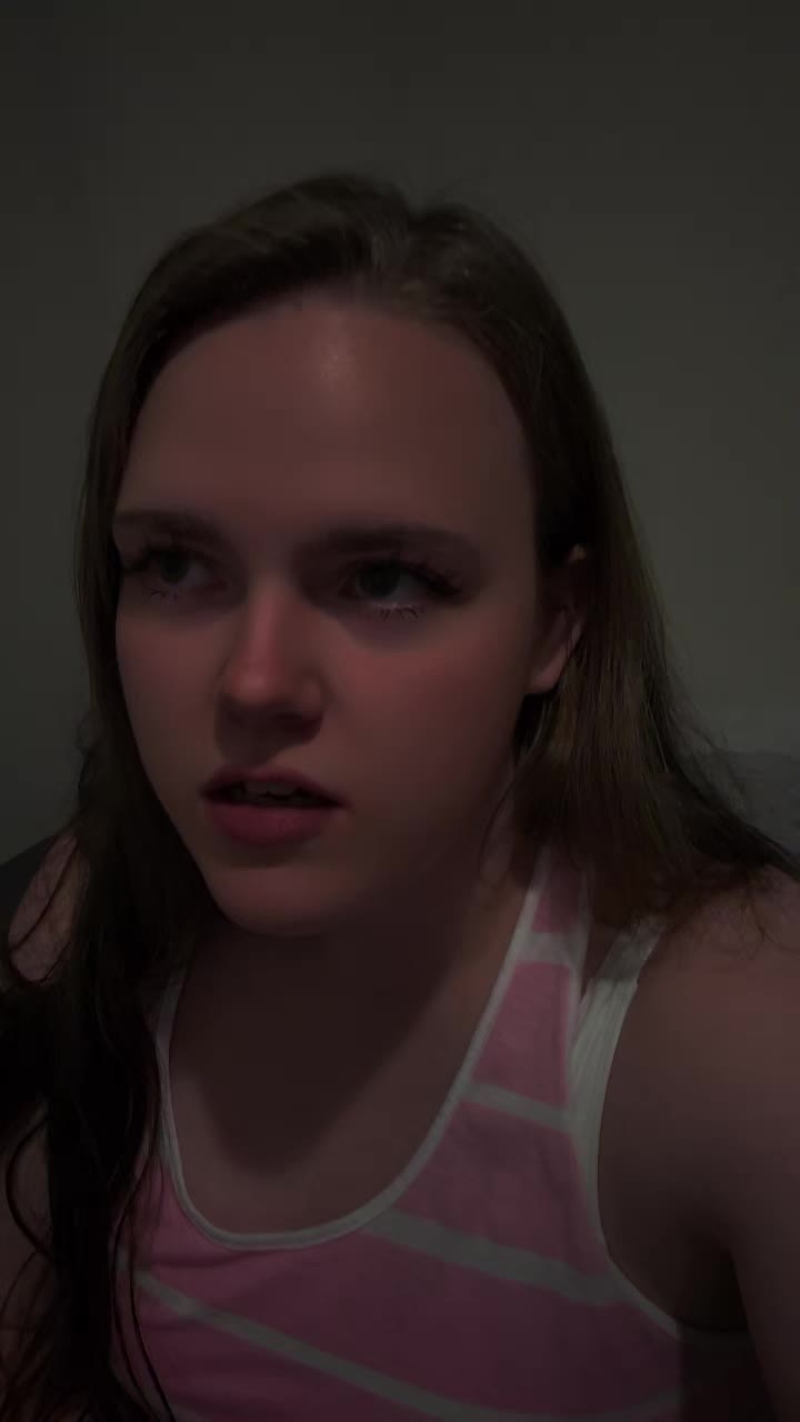 @RandomQueen25