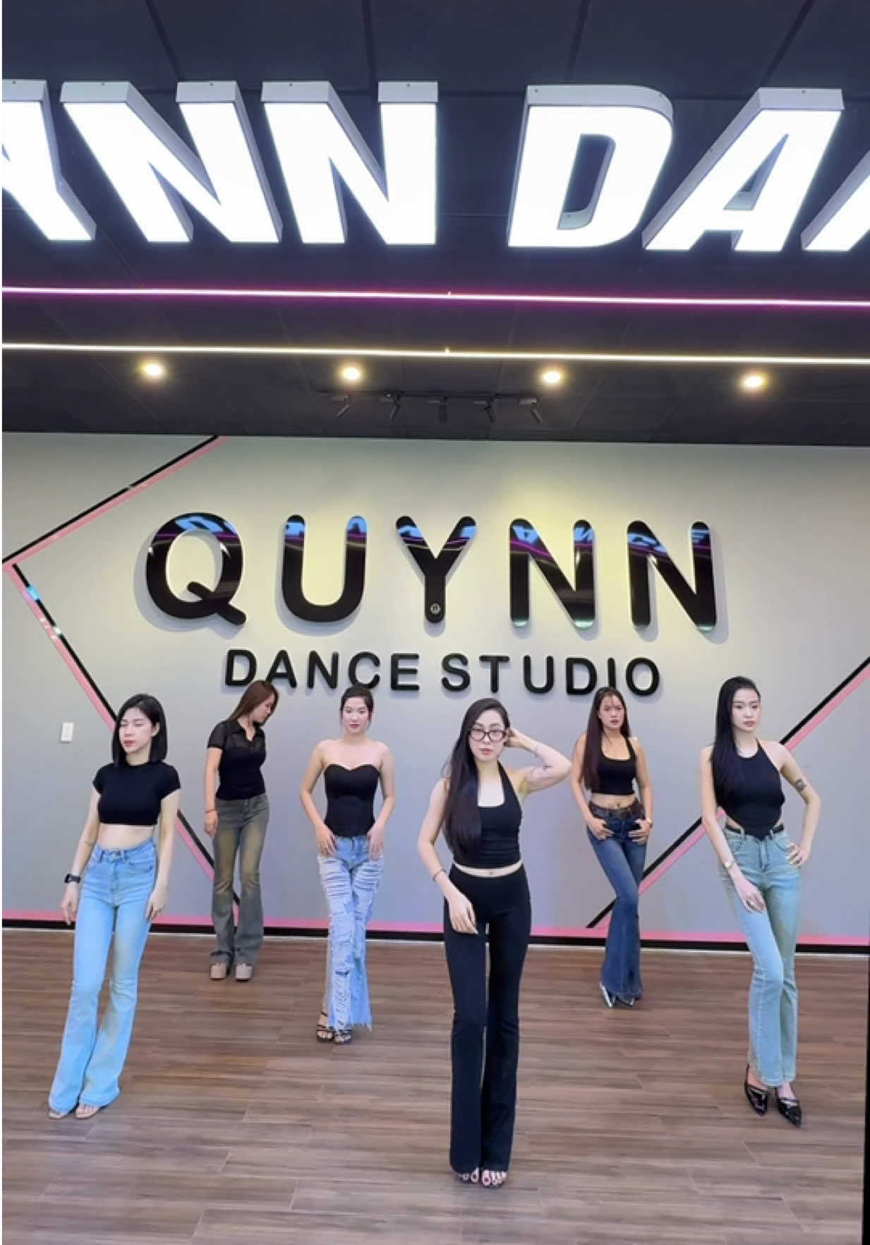 @QUYNN Dance Studio