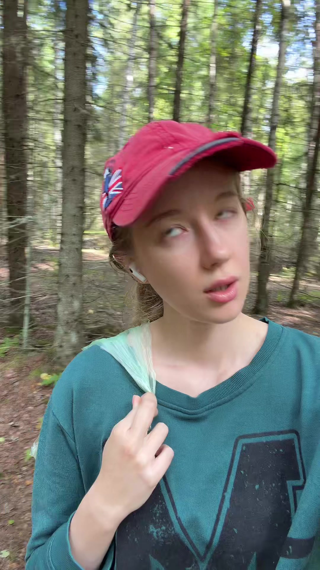 @ツ