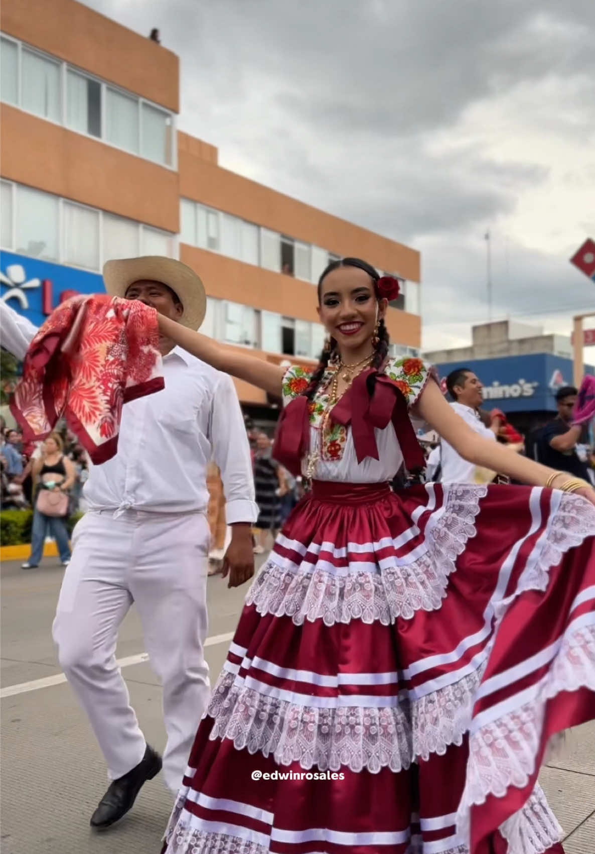 @Edwin Rosales 🇲🇽